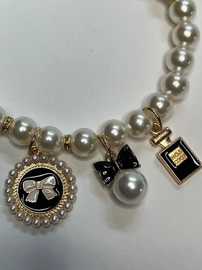 CHIENEL PEARL CHARM PET NECKLACE